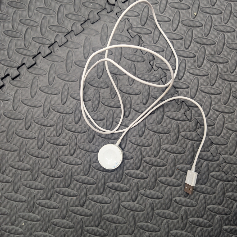 White Charging Cable with Magnetic Base